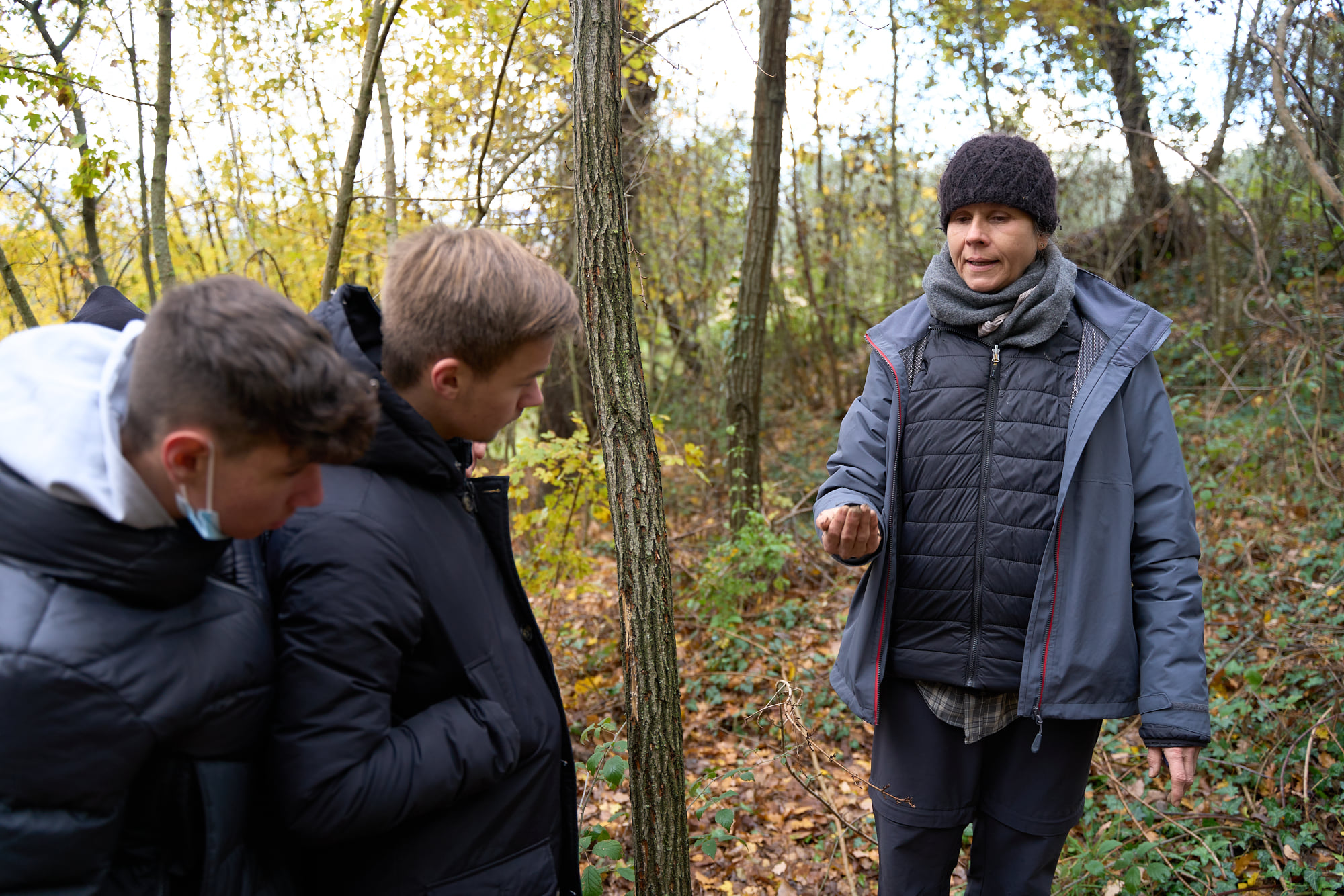 con Eva Eisenreich, agricoltrice, formatrice, progettista permacultura, esperta in agricoltura rigenerativa.