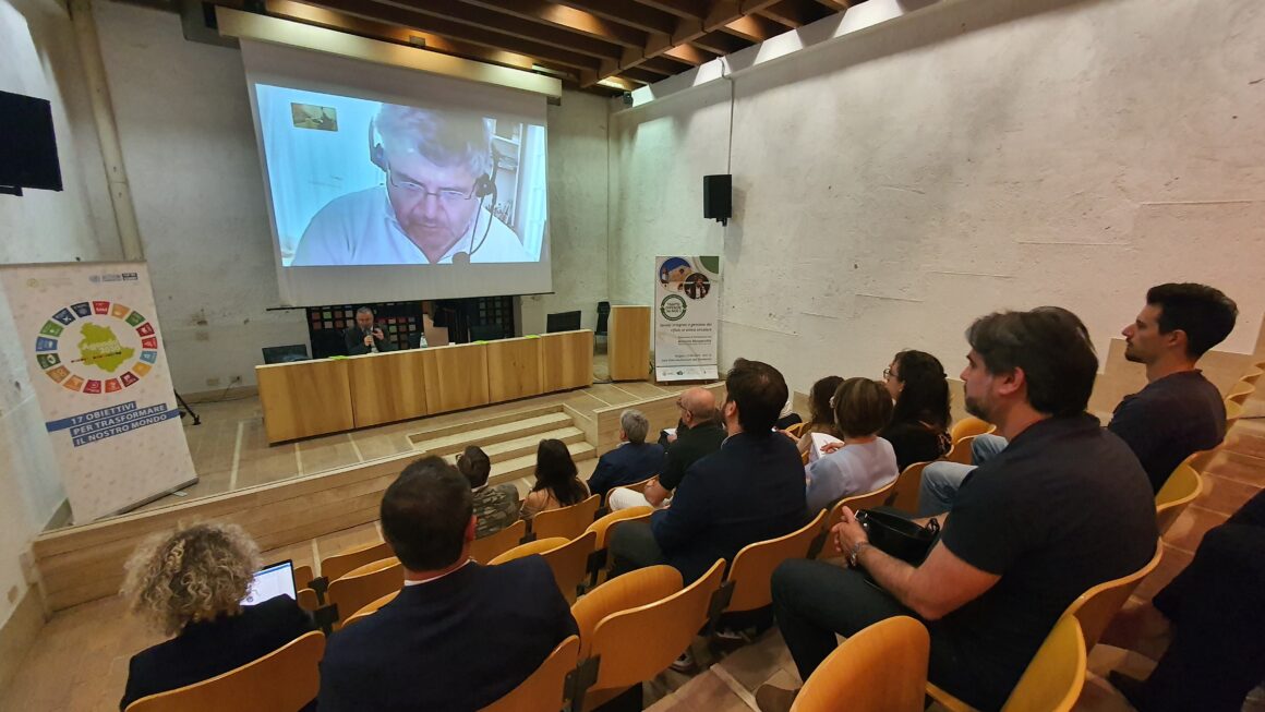 Servizi integrati e gestione dei rifiuti in ottica circolare, il seminario del Prof. Antonio Massarutto